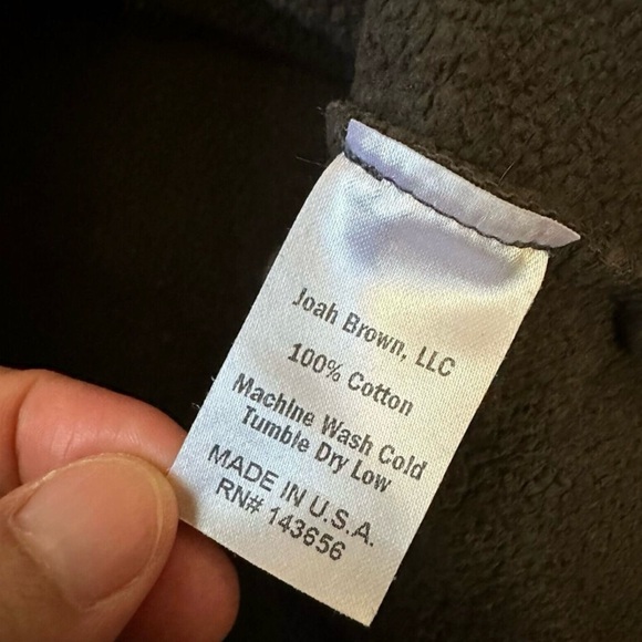 JOAH BROWN Aspen Half Zip Pullover Sweater Cropped in Washed Black - Picture 9 of 11